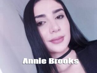 Annie_Brooks