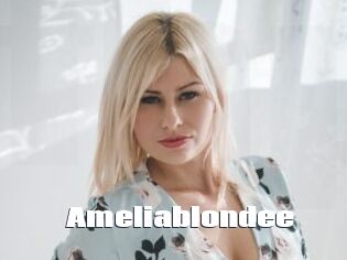 Ameliablondee