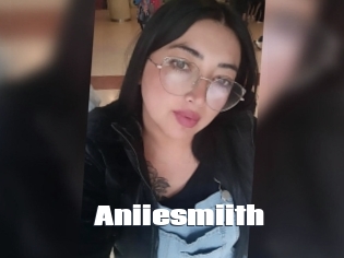 Aniiesmiith