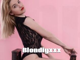 Blondiyxxx