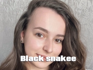 Black_snakee