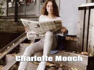 Charlotte_Mooch
