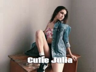 Cutie_Julia