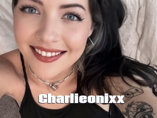 Charlieonixx