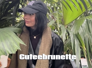 Cuteebrunette