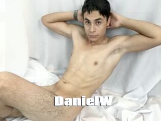 DanielW