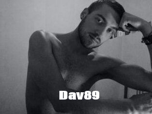 Dav89