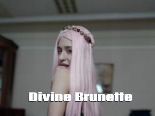 Divine_Brunette