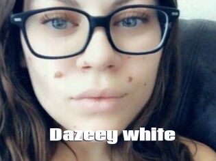 Dazeey_white