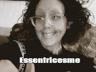 Essentricesme