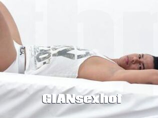 GIANsexhot