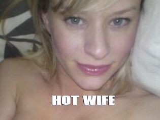 HOT_WIFE