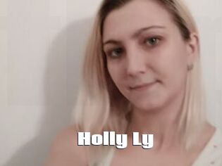 Holly_Ly