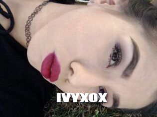 IVY_XOX
