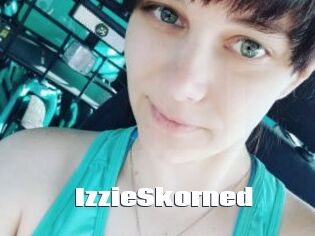 IzzieSkorned