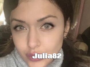 Julia82