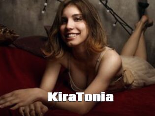 KiraTonia
