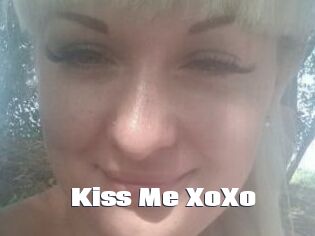Kiss_Me_XoXo