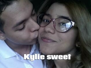 Kylie_sweet
