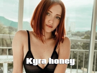 Kyra_honey