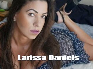 Larissa_Daniels