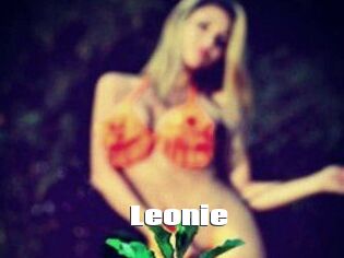 Leonie