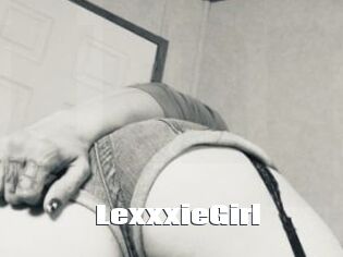 LexxxieGirl