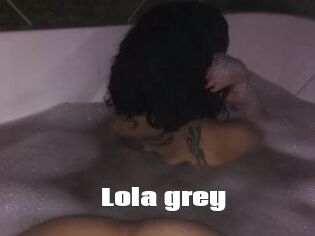 Lola_grey
