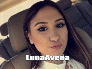 Luna_Avena
