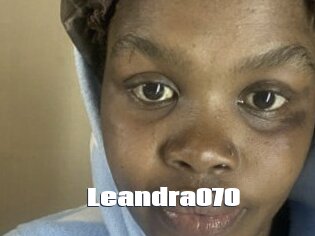 Leandra070