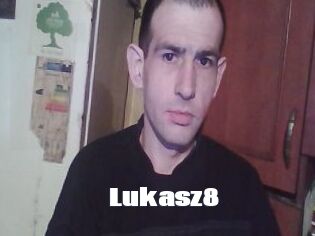 Lukasz8