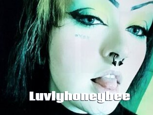 Luvlyhoneybee
