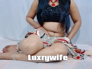 Luxrywife