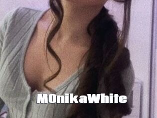 M0nikaWhite