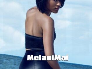 MelaniMai