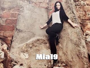 Mia19
