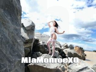 MiaMonroeXO