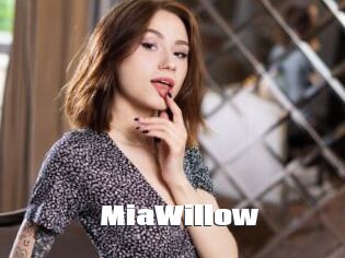 MiaWillow