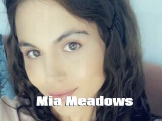 Mia_Meadows