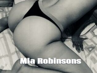 Mia_Robinsons