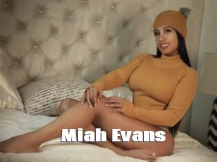 Miah_Evans