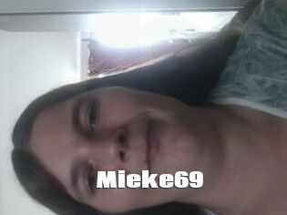Mieke69