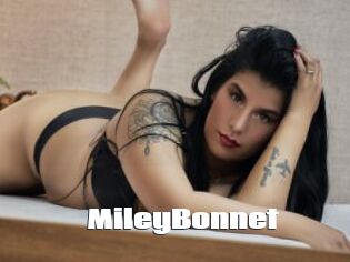 MileyBonnet