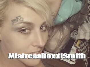 MistressRoxxiSmith
