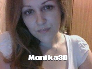 Monika_30
