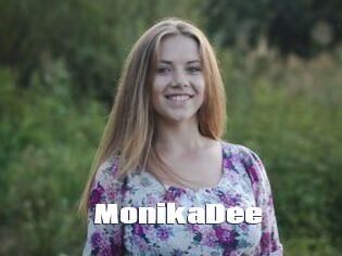 MonikaDee