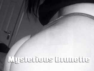 Mysterious_Brunette