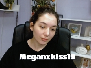 Meganxkiss19