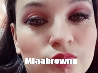 Miaabrownn