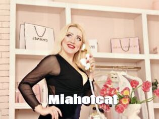 Miahotcat